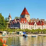 Les Jardins Du Confort Apartment